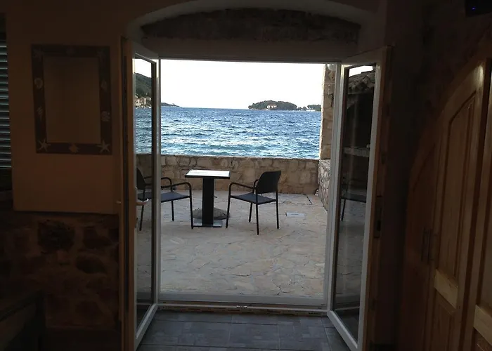 Διαμέρισμα Acalinovic *