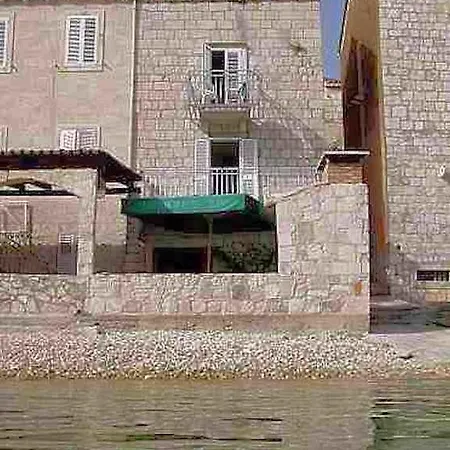 Acalinovic Appartement *